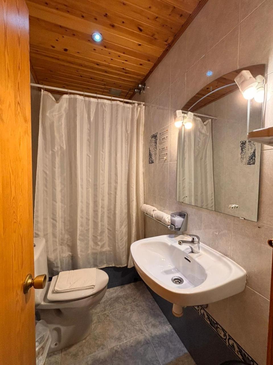 Hotel Prats Ribes de Freser Kültér fotó